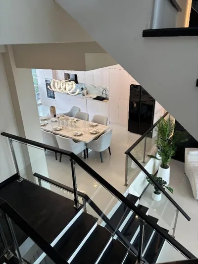 Luxury villa with sea view, pool and maid – Foto 4